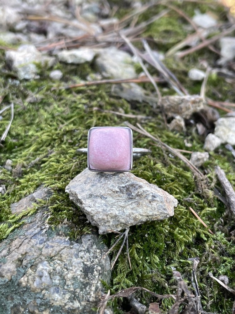 Handmade Thulite Ring – Natural Norwegian Thulite Gemstone, Pink Mineral Jewelry