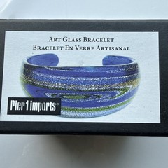 Beautiful Art Glass Bracelet Pier 1 Imports in Shimmering Blue, Green Sz 6.5”