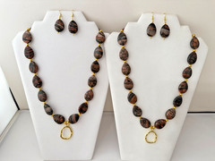 Gold & Red/Brown 3/4″ x 1″ Pear Shaped Jasper 23″ Beaded Necklace/Earring Set