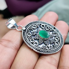Green Onyx Oval Gemstone 925 Sterling Silver Designer Pendant Best Gift Idea
