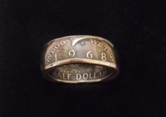 KENNEDY HALF DOLLAR COIN RING. 1965 TO 1969 40% SILVER. SIZES 9 TO 14.