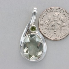 Oval Green AMETHYST and small round Peridot Pendant – 925 STERLING SILVER #902e
