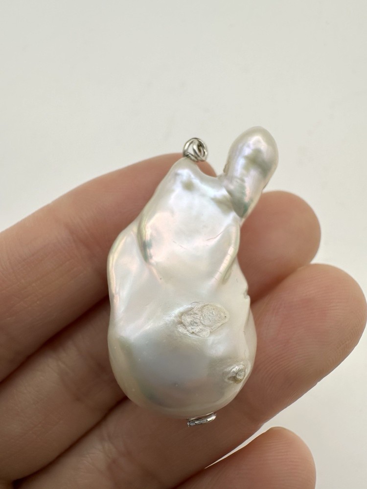 Natural Baroque Pearl Charm Pendant