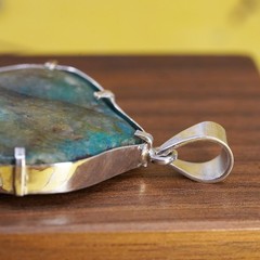 Vintage Sterling silver 925 handmade pendant with chrysocolla quartz