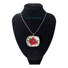 Handmade Broken China Poinsettia Pendant Necklace Silver Tone 26 Inch Chain