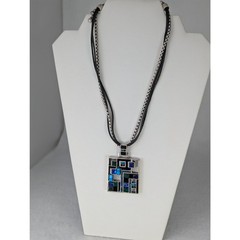 Vintage chico’s Modernist Pendant 1.75″ square1 leather + metal 17-21″EUCBlue