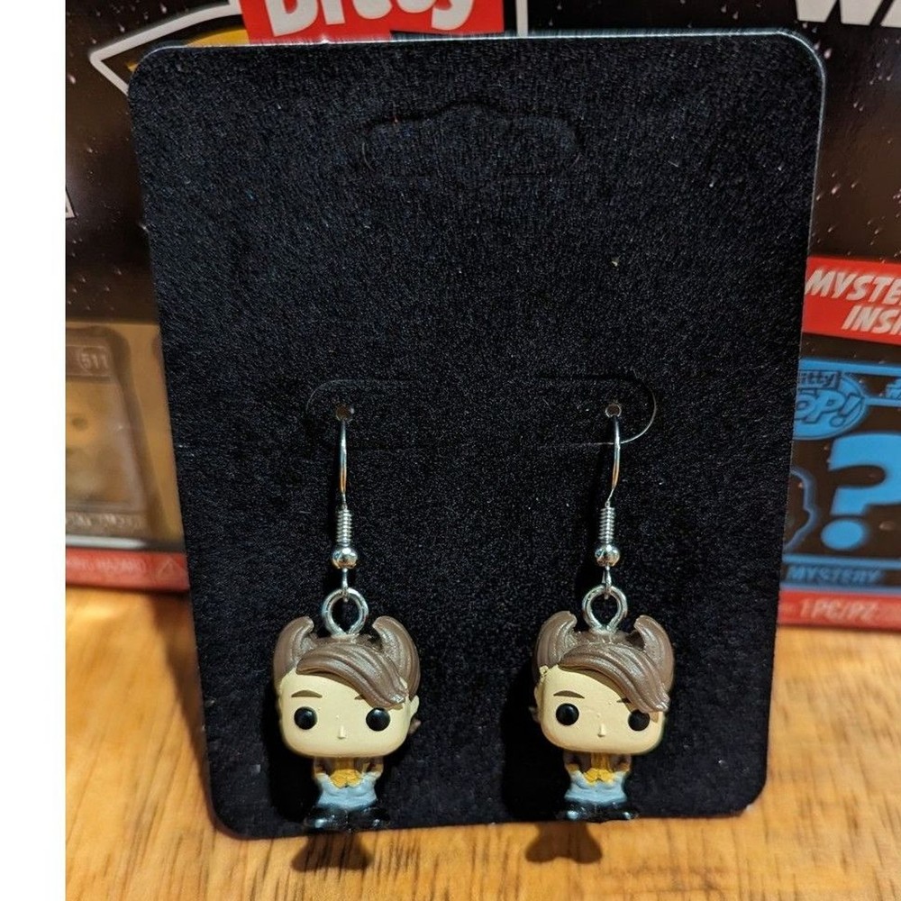 Funko Bitty Pop Television: Friends – 80’s Hair Chandler Earrings