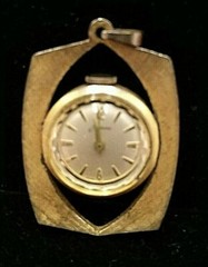 ENDURA WATCH PENDANT SEARS GOLDTONE WINDING AS-IS FOR PARTS1960s-1970s VINTAGE