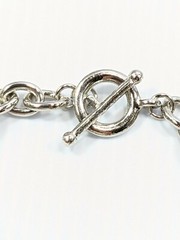 Silver Tone Chain Link Toggle Bracelet Green Acrylic Charm Bracelet 7 Inches