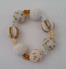 Handmade Bracelet GLASS BEADS WHITE GOLD SILVER CREAM Beaded Ball 6 inch Stretch