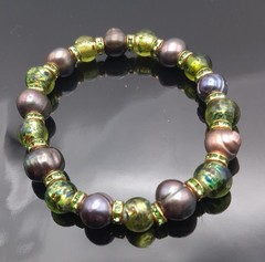 Black Baroque Pearls Green Handmade Lampwork Green Rhinestones Beaded Bracelet