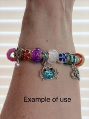 925 sterling Silver Bracelet w 5 FREE charms of your choice.Barrel clasp.8”/19cm
