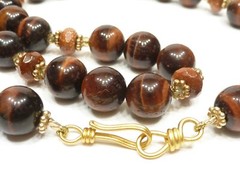A26) Beautiful Red Tiger Eye and Goldstone Gemstone Necklace