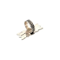 Edith Kee, Ring, Spiny Oyster Shell, Sterling Silver, Navajo, 11 1/2″