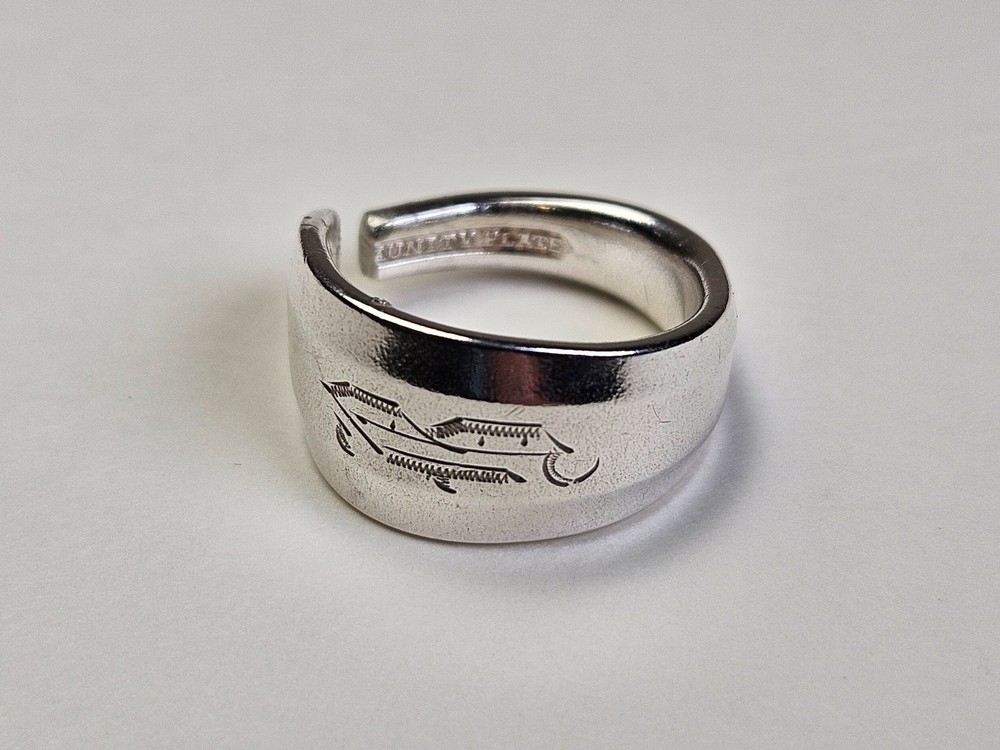 HANDCRAFTED SILVERWARE/SPOON RINGS SILVERPLATED