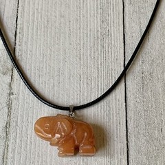 Orange Aventurine Crystal Elephant Pendant Necklace Healing Chakra Stone Animal
