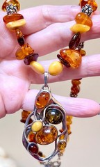 BEAUTIFUL Artisan/Designer Sterling Silver & Multicolor Amber Gemstone Necklace