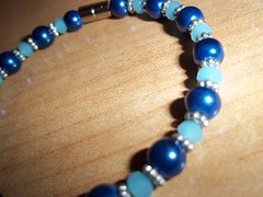 7.25 in Dk BLUE Pearl BLUE Crystal Bracelet MAGNETIC Clasp A-41 Quality Jewelry