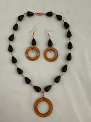 Copper Onyx and Copper MOP 19″ Necklace & Matching 2 3/4″ Earrings Set