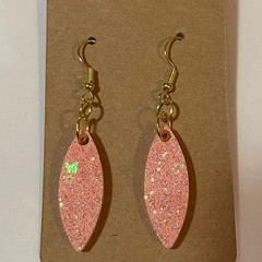 Handmade epoxy resin pointed oval dangle earrings – pink glitter w/ iridescent