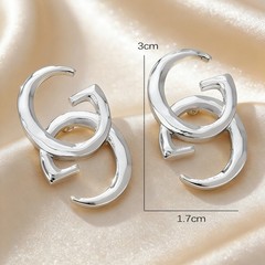 1 Pair Luxurious Metal Silver/Gold Double g Letter Cross-Lock Earrings for Women