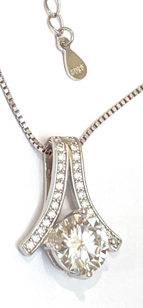 Pillar of Light Diamond Necklace White Gold 2 ct ROUND Diamond Solitaire Pendant