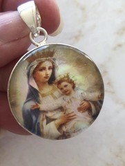 Virgin Mary and Baby Jesus Beautiful Round Dichroic Glass 2” Pendant Art Glass