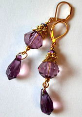 PLUM ACRYLIC CRYSTAL lightweight DANGLE earrings GP LEVER BACK artisan X6D
