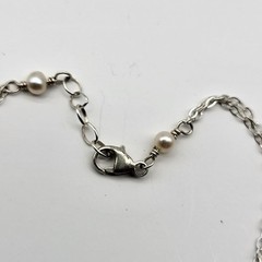 Lovely delicate Sterling Silver Bow chain bracelet natural pearl artisan dainty