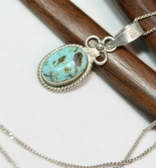 Vintage Mexican 925 Silver 3 CT Veined Turquoise Necklace 40 CM 16″ Link Chain