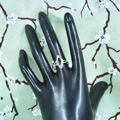 Size 8.25, vintage 925 sterling silver handmade ring, band w/ black onyx inlay
