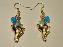 Seashell earrings with blue glass faceted bead gold metal beach summer handcraft