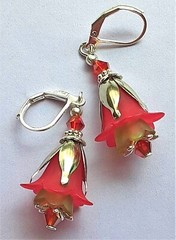 RED GREEN WHITE acrylic FLOWER crystal earring SP LEVER BACK