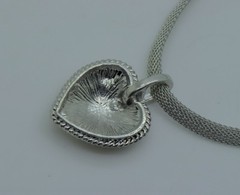 chunky heart design shape pendant topaz color 14″ mesh chain choker necklace F17