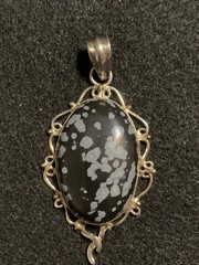 Vintage Snowflake Obsidian Gemstone Oval Cabochon Pendant Silver-Unknown Metal