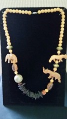 New 34 IN.WOODEN SAFARI NECKLACE
