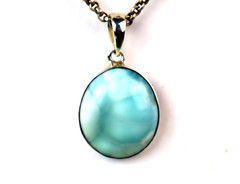 Prettily Natural Light Blue Larimar .925 Sterling Silver Pendant 34mm