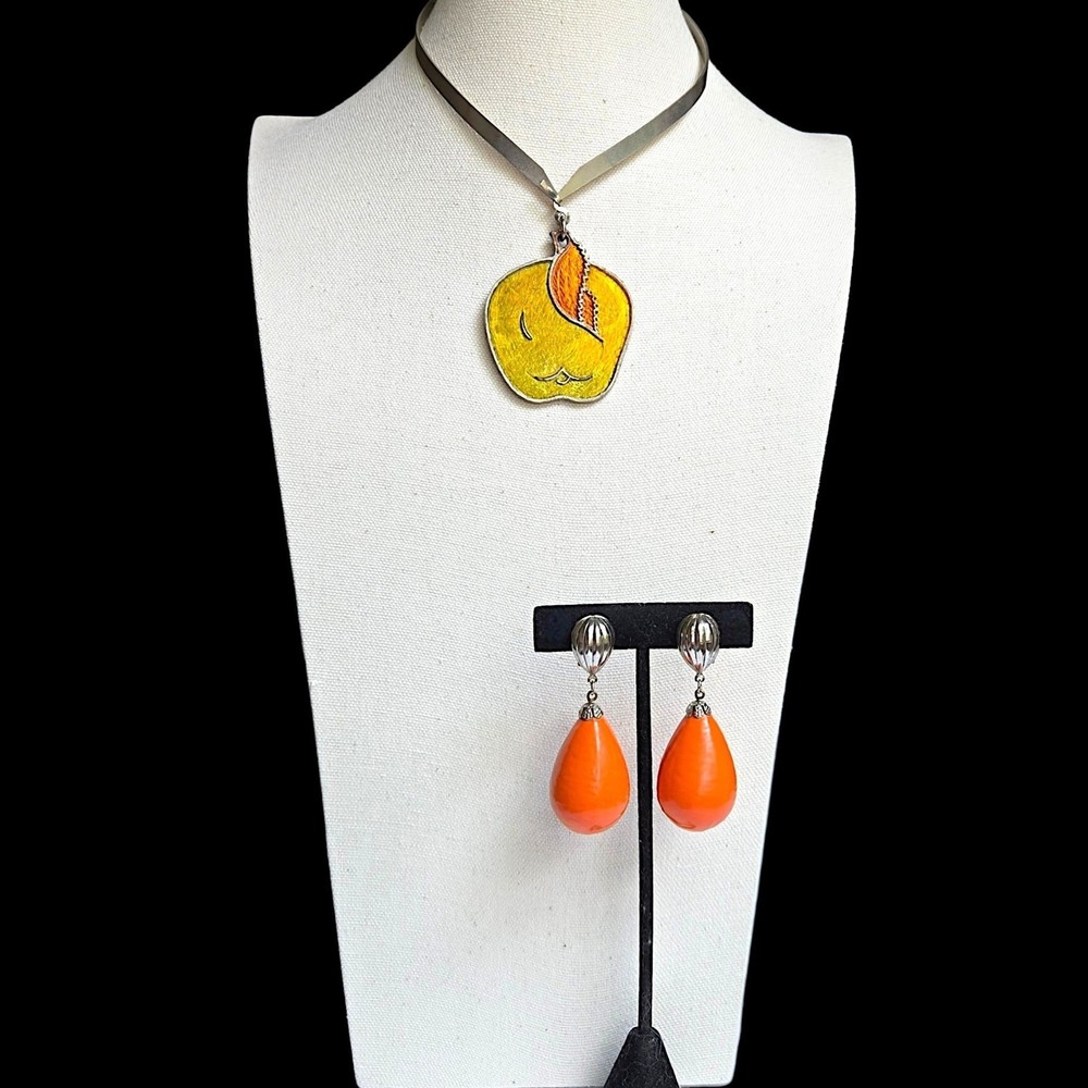Artisan Retro Yellow Apple Pendant Choker Necklace Mod Orange Drop Earrings Set