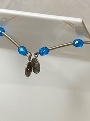 Chunky Art Glass Beauty Memory Wire necklace