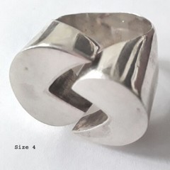FIVE STERLING SILVER RINGS SIZES 3 X 6 1 X 11 1 X 9. THAILAND