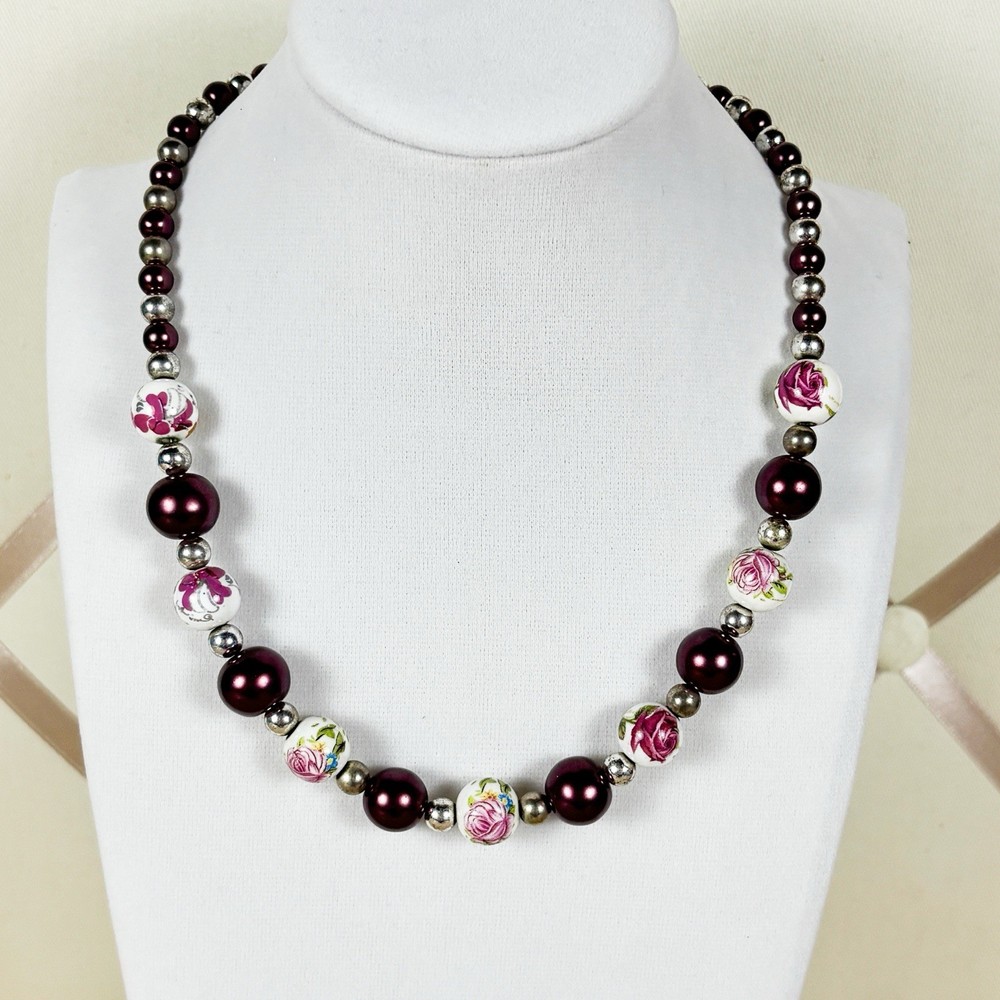 Vintage Artisan Handmade Painted Rose Bead Necklace Purple Toggle Clasp 18in A29