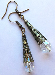 CLEAR FACETED CRYSTAL teardrop earring BRONZE FILIGREE handcrafted XBAA