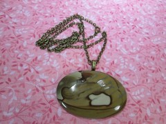 Genuine Polygram Jasper Oval Pendant w/ 24″ Antiqued Brass Tone Cable Chain / G