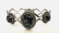 Vintage Silver Black Snowflake Obsidian Stone’s Bracelet Hinged Closure