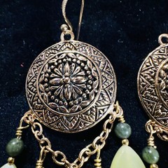 Barse Thai Cluster Earrings – Yellow Green Beads. Bronze 925 Hook