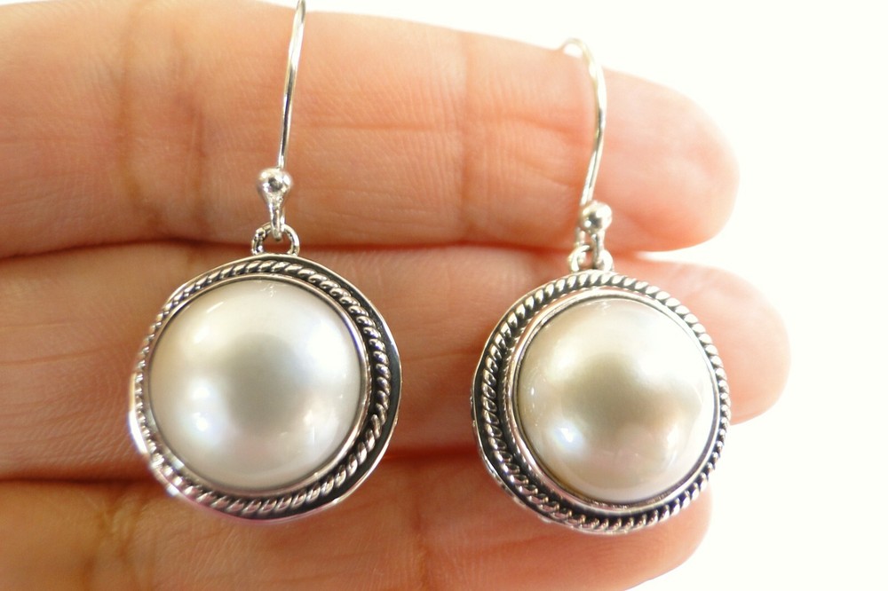 White Mabe Pearl Scroll Design Edge 925 Sterling Silver Dangle Drop Earrings