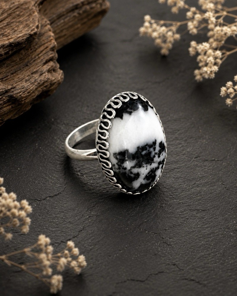 White Buffalo Turquoise Gemstone Sterling Silver Ring Sz 8.25