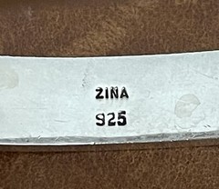 Pretty Vintage Zina Of Beverly Hills Swirl Hinged 925 Bangle Bracelet 6 3/4” In
