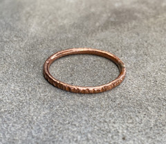 Copper Ring Stackable Hammered Rings band Size 8.5 Wedding Ring Unisex thin 2mm