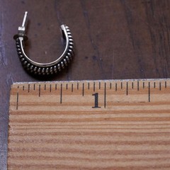SINGLE EARRING 0.75”, Vintage sterling silver cable 925 huggie hoop